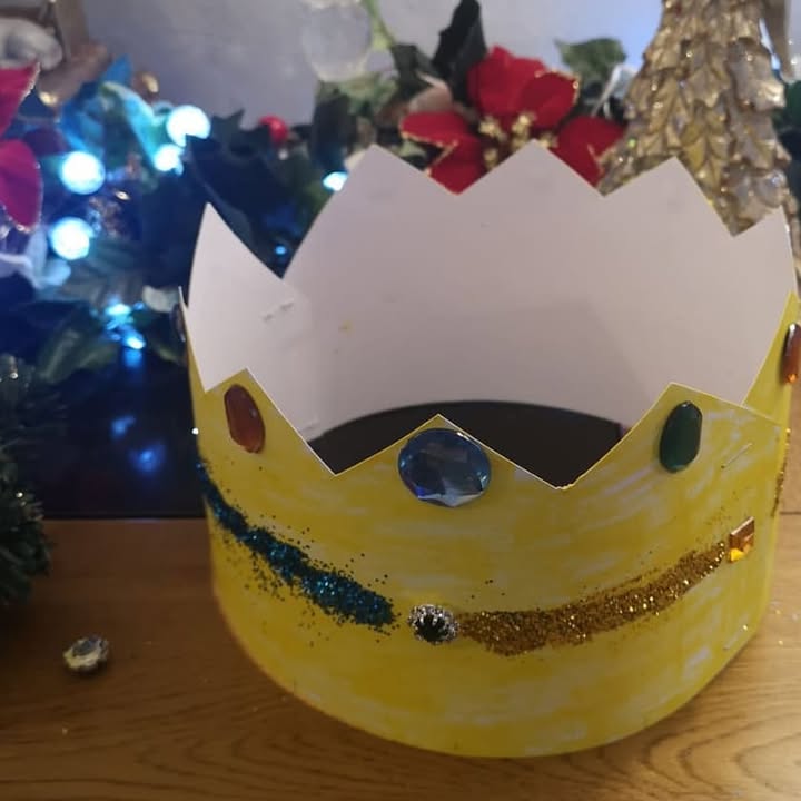 Fantastic crowns made last Sunday during our zoom service.