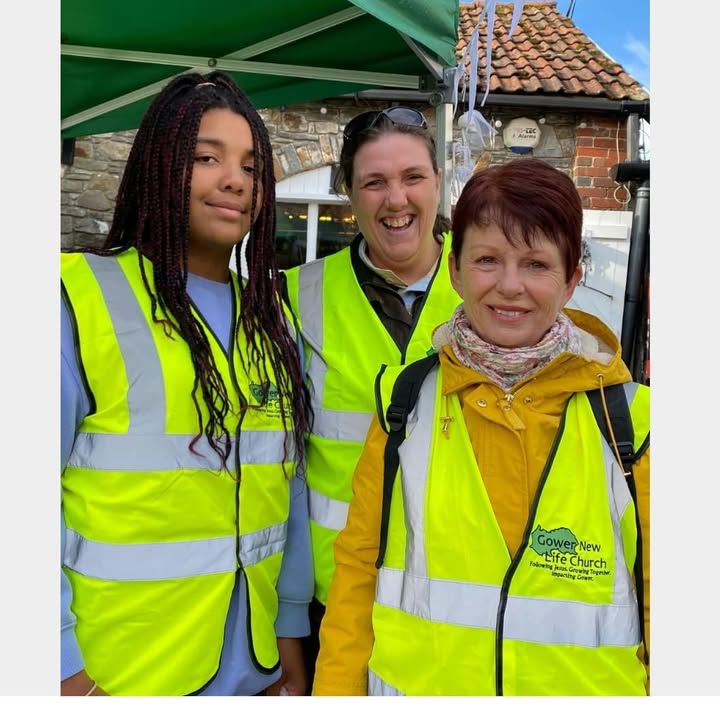 Thanks to Helen Wright] for organising another great Beach Clean at…